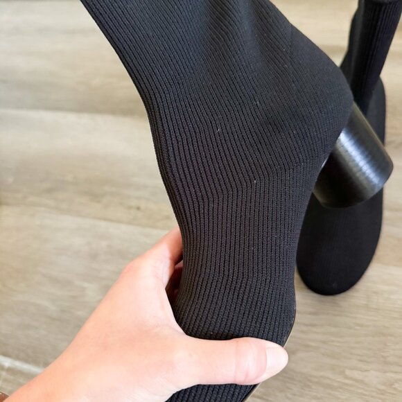 Vince Black Tasha Round Toe Knit Sock Booties 9 - Picture 4 of 7